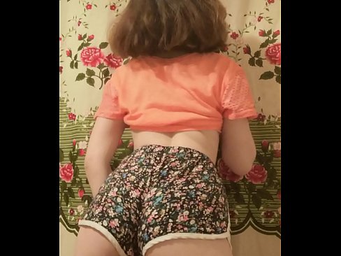 ❤️ Vogëlushja e re seksi duke zhveshur pantallonat e shkurtra në kamera Video seksi në sq.fulldesisex.ru ❌️❤